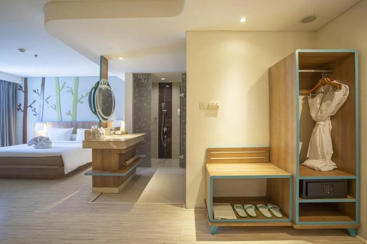 Grand Livio Kuta Hotel Legian